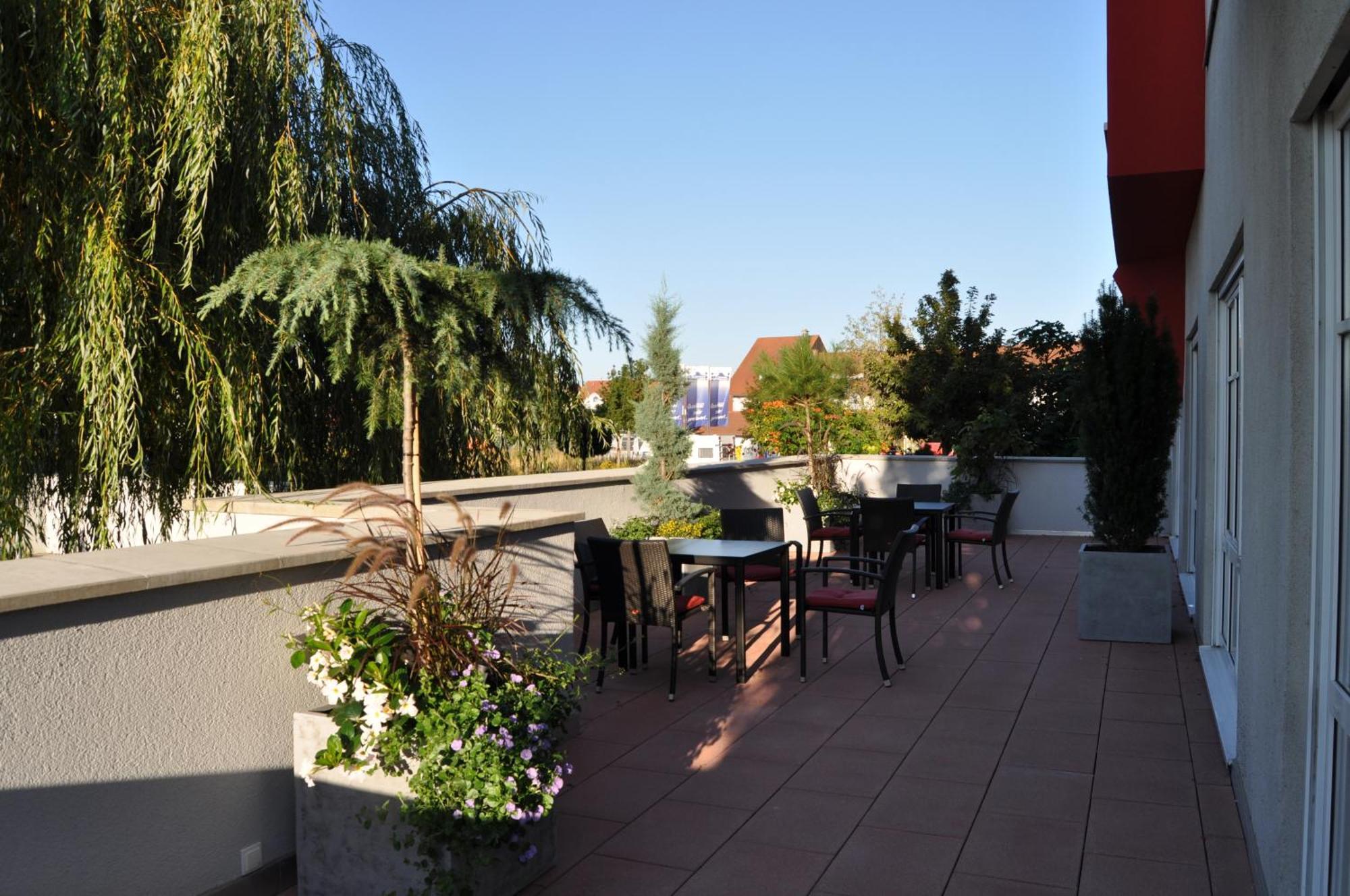 Kirchers Park & Wellnesshotel Kaiserstuhl Garni Endingen am Kaiserstuhl Екстериор снимка