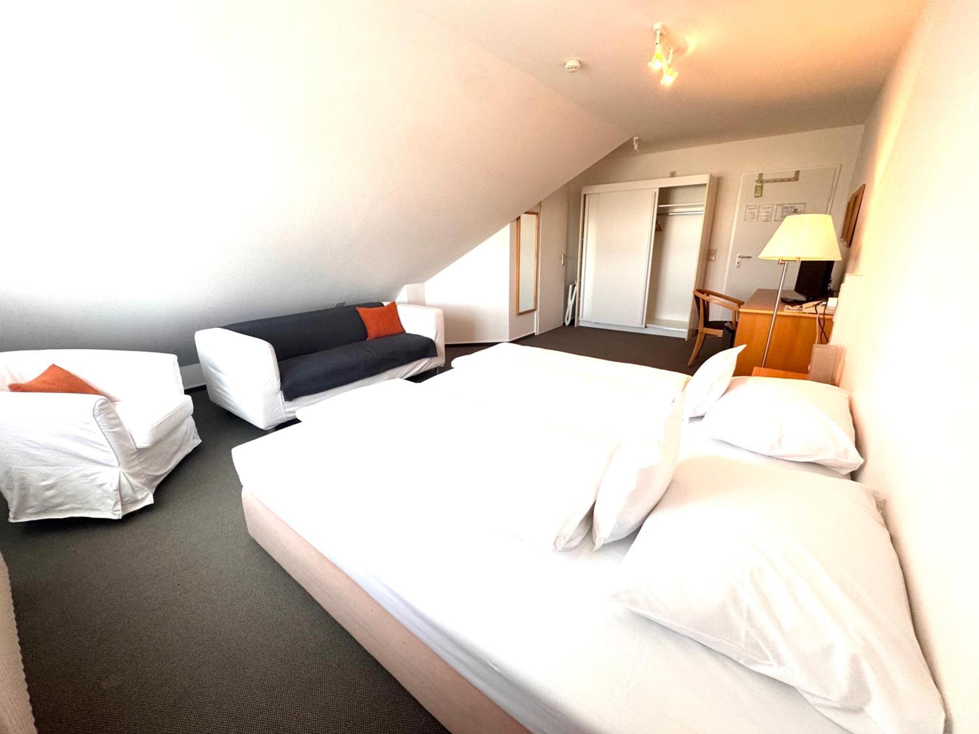 Kirchers Park & Wellnesshotel Kaiserstuhl Garni Endingen am Kaiserstuhl Екстериор снимка