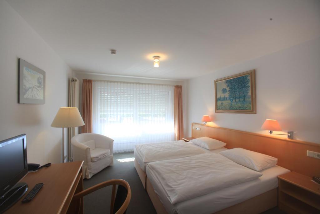 Kirchers Park & Wellnesshotel Kaiserstuhl Garni Endingen am Kaiserstuhl Екстериор снимка